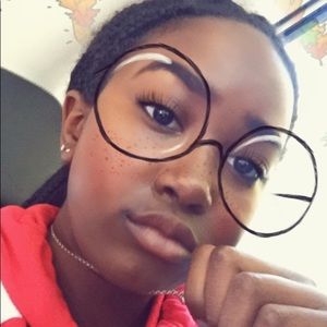 Meet your Posher, Kierah